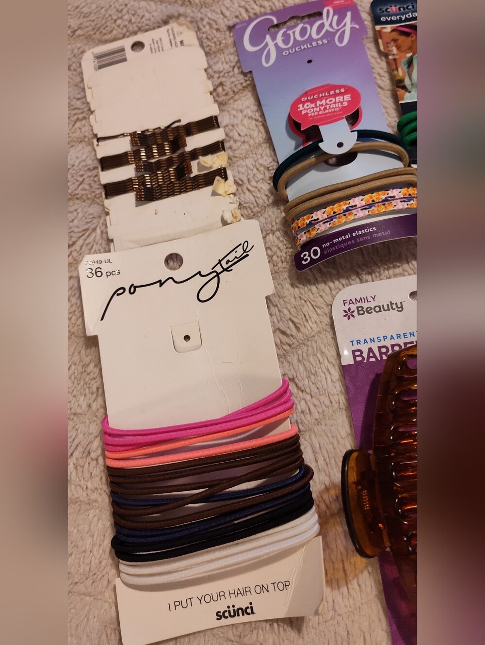NEW! Hair Accessory Bundle - Picture 2 of 5
